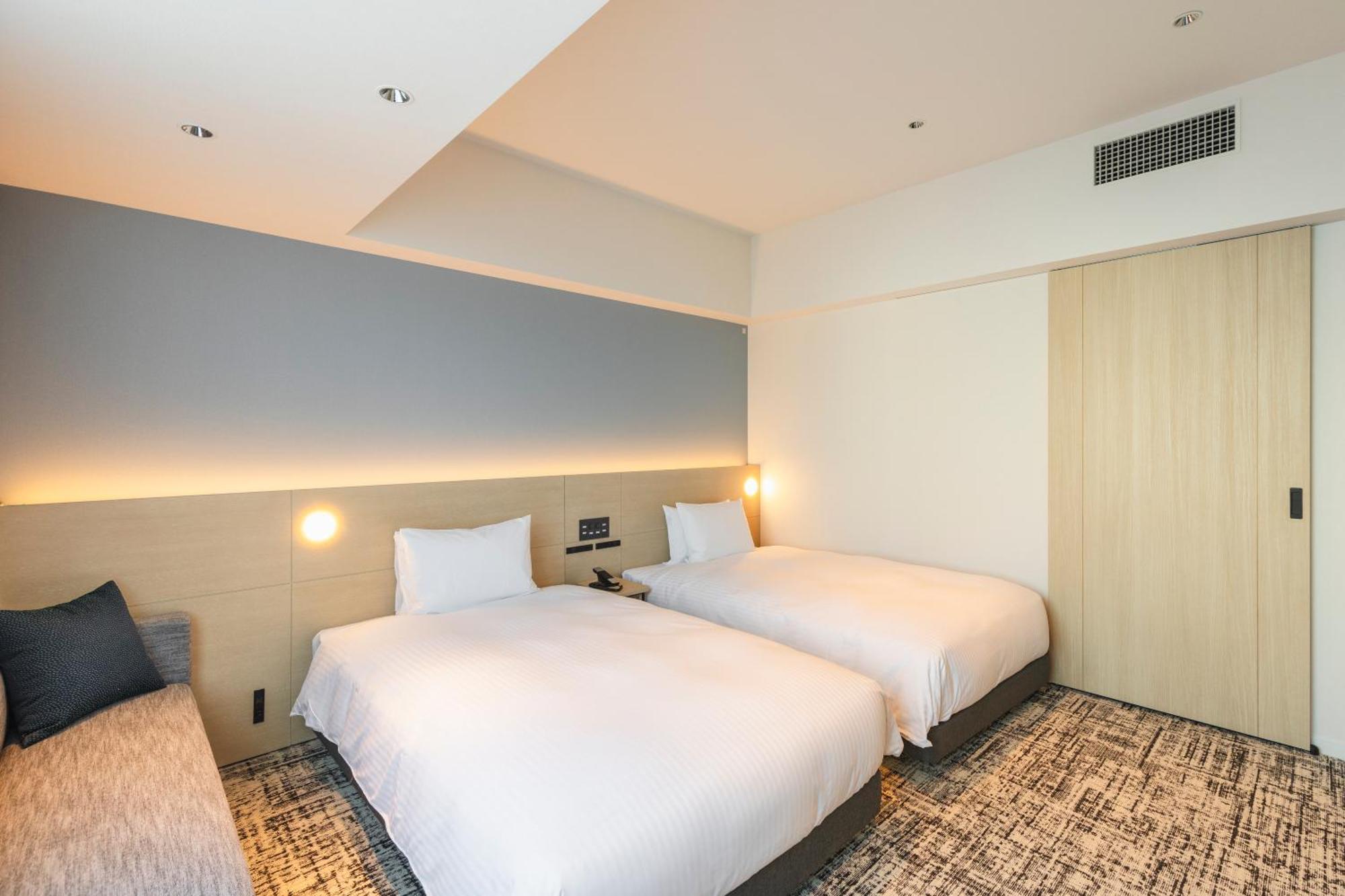 Sotetsu Hotels The Splaisir Yokohama Йокогама Экстерьер фото